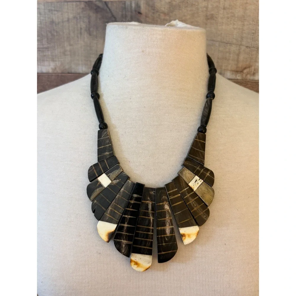 Vintage Style Handcrafted Wood Horn Bone Bib Statement Necklace Brown Cream